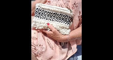 Macrame portemonnee / Gusta