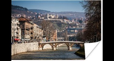 Poster Brug over rivier Miljacka in Sarajevo in Bosnië en Herzegovina - 30x20 cm