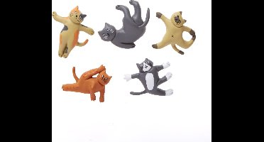 Kikkerland Koelkast magneten - Set van 5 – In de vorm van een Yoga Kat