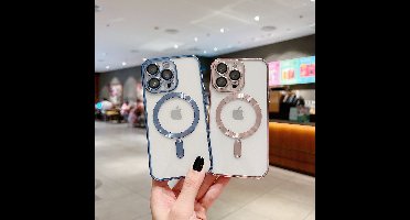 Case- Hoesje geschikt voor iPhone 15 Plus / iPhone 14 Pro Max - Sky Blue - Magnetisch Magsafe Hoesje - Transparant - Blauw - Doorzichtig