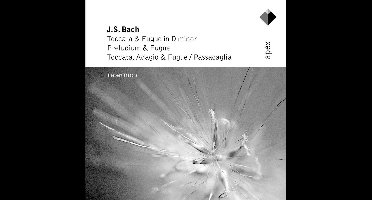 Bach: Toccata and Fugue in D minor etc / Herbert Tachezi