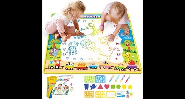 Water Tekenmat met 18 Accessoires - Met 4 Waterpennen - Speelgoed 2 Jaar - Speelgoed 3 Jaar - Speelgoed 4 Jaar - Speelgoed 5 Jaar - Montessori Speelgoed - Educatief Speelgoed - Jongens Speelgoed - Meisjes Speelgoed - Kinderspeelgoed