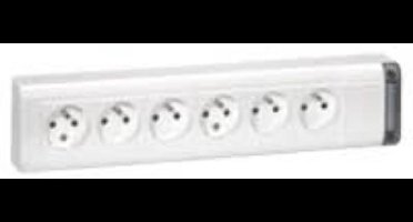 Legrand - Meervoudige contactdoos 6X2P+A zonder snoer - 050611