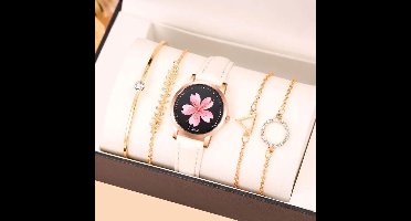 Horlogebox voor dames - geschenkdoos - cadeau set met horloge - oorbellen - ketting - armband - valentijn cadeautje voor haar - goud - silver