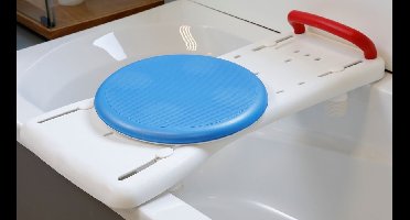Badplank met gekleurde handgreep en draaischijf 72,5 X 35 cm