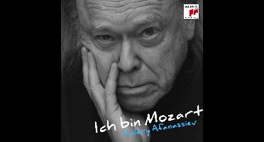 Valery Afanassiev Plays Mozart