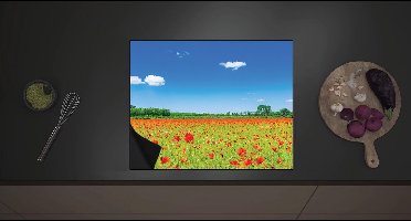 Inductie Beschermer - Een Veld Vol Klaprozen met Bomen in de verte - 60x52 cm - 2 mm Dik - Inductieplaat Beschermer met zwarte kern