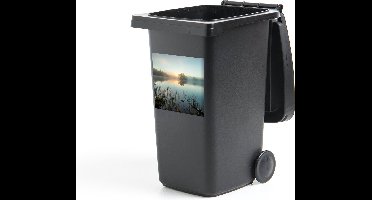 Container sticker Zonsopkomst bij het meer - 40x40 cm - Kliko sticker