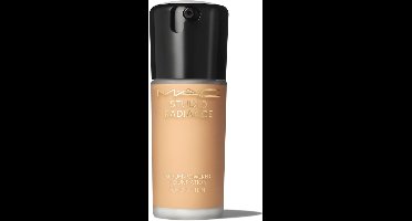 MAC Studio Radiance Serum-Powered Foundation