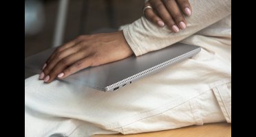 Microsoft Surface Laptop 3 Intel® Core™ i5 i5-1035G7 34,3 cm (13.5") Touchscreen 8 GB LPDDR4x-SDRAM 256 GB SSD Wi-Fi 6 (802.11ax) Windows 10 Home Platina