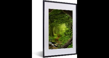 PosterMonkey - Fotolijst - Jungle - Rivier - Boom - Groen - Stenen - Poster - Kader - Foto in lijst - 40x60 cm - Poster jungle - Posterlijst - Frame poster - Woondecoratie - Kerstversiering - Kerstdecoratie voor binnen - Kerstmis