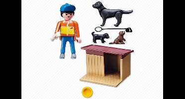 Hond met puppies/Chien et chiots