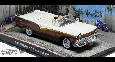 Ford Fairlane - Die another day (James Bond) 1/43 Atlas - Modelauto - Schaalmodel - Model auto - Schaal model - Miniatuurauto - Miniatuur autos