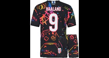 Haaland Noorwegen Voetbaltenue - Gaming - Voetbal Tenue Kinderen - Shirt en Broekje - Jongens en Meisjes - Volwassenen - Heren en Dames - Maat 128