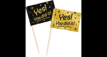 Geslaagd thema party Cocktailprikkers vlaggetjes - 100x - zwart/goud - You did it