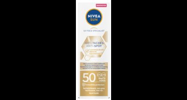 NIVEA Sun Luminous Zonnecrème Gezicht SPF 50 - 3 x 40 ml - Voordeelverpakking