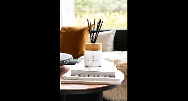 ExcluJess -Forest Mist Geurstokjes - Amber Wood & Spice - 200 ml - geurstokjes - unieke verpakking