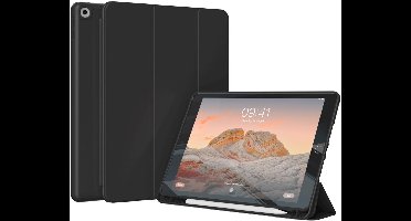 Accezz Tablet Hoes - Geschikt voor Apple iPad 6e / 5e generatie (2017/2018) 9.7 inch - Smart Silicone Bookcase - Zwart