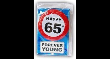 Verjaardagskaart met button 65 jaar