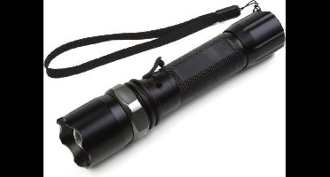 Esperanza LED Cree Q5 Zaklamp tot 300m Afstand, met Zoom Functie, Werking met AAA