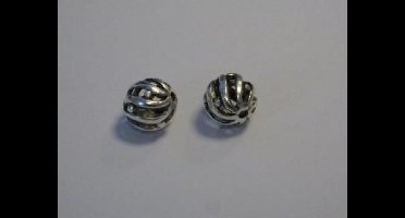 Filigrain metalen kralen platinum 10,5x9mm gat 1,5mm 2 Stuks