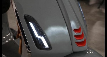 Vespa Sprint Primavera |led knipperlichten | 'level 10' / bliksem