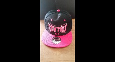 snapback cap roze new york
