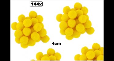 144x Pom Pom 4 cm geel - decoratie materiaal thema feest kleding accessoires