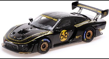 Porsche 935/19 Black + Gold Stripes 2020 - 1:18 - Minichamps