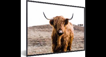 PosterMonkey - Fotolijst - Poster - Dieren - Schotse hooglander - Natuur - Koeien - Poster frame - 80x60 cm - Kader - Poster natuur - Foto met lijst - Woondecoratie - Poster Schotse hooglander