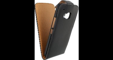 Xccess Flipcase voor de HTC One M9 - Zwart