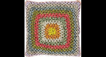 DINA - Sierkussen - 45x45 cm - Knitted - Kleurrijk