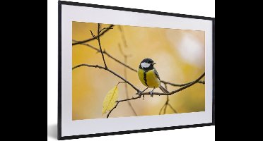 PosterMonkey - Poster - Fotolijst - Vogel - Koolmees - Geel - Takken - Blad - 60x40 cm - Poster dieren - Poster vogels - Foto lijst - Poster met kader - Frame
