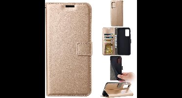 LuxeBass Boekhoesje geschikt voor iPhone 13 - Goud - telefoonhoes - gsm hoes - telefoonhoesjes