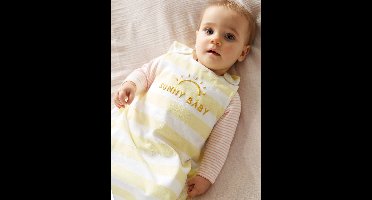 Speciale zomertrappelzak BÉBÉ D'ÉTÉ geel