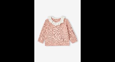 Babytrui met kraag van Engels borduurwerk rozen