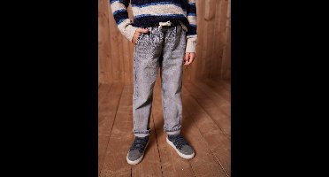 Wijde jongensbroek, eenvoudig aan te trekken grijs