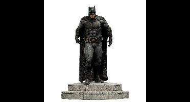 Justice League (Zack Snyder) - Trinity Series - Batman Statue 1:6 Scale