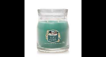 Yankee Candle holiday winterfest signature medium jar