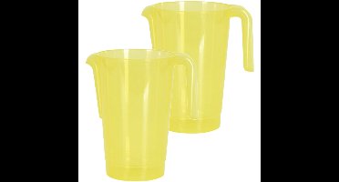 Schenkkan/waterkan - 2x - geel - 1500 ML - kunststof - 20 x 18 x 20,5 cm