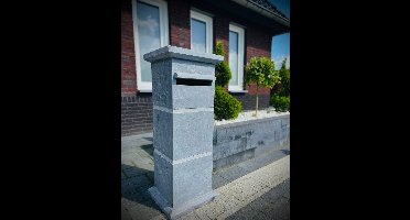 Basic 002 natuursteen brievenbus