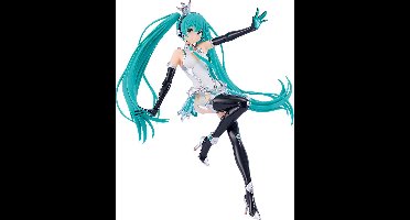 Hatsune Miku GT Project Plastic Model Kit Reincarnation Racing Miku: 2013 Ver. 19 cm