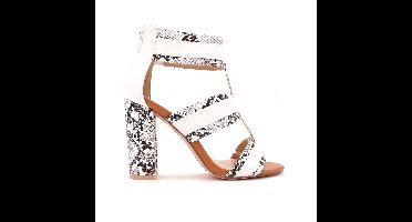 Kayla Isabela Pumps, White
