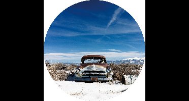 Glasschilderij Oldtimer in bergen - rond 80cm