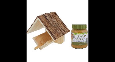 Vogelhuisje/voederhuisje/pindakaashuisje hout met dak van boomschors 16 cm inclusief vogelpindakaas