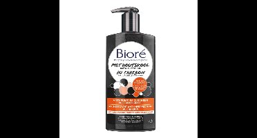 Biore Anti puistjes cleanser houtskool