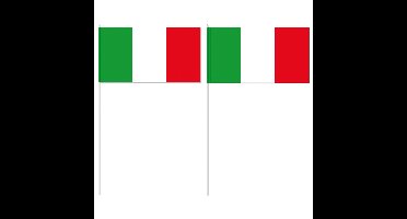 Zwaaivlaggetjes Italie vlag - 12 x 24 cm - papier/plastic - handvlaggetje