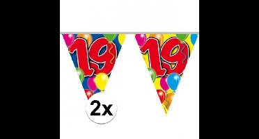 Leeftijd vlaggenlijn 19 jaar - 2x - 10 meter - kunststof - binnen/buiten - eenzijdig - verjaardag