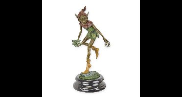 BRONZEN BEELD VAN EEN KABOUTER MET SLAKKEN OP EEN BLAD