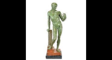 Bronzen anatomische studie van een gevild mannetje